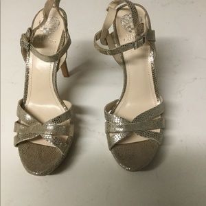 Vince Camuto champagne gold sandals